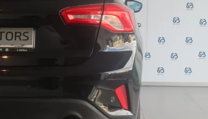 FORD FOCUS 1.0 TITANIUM11