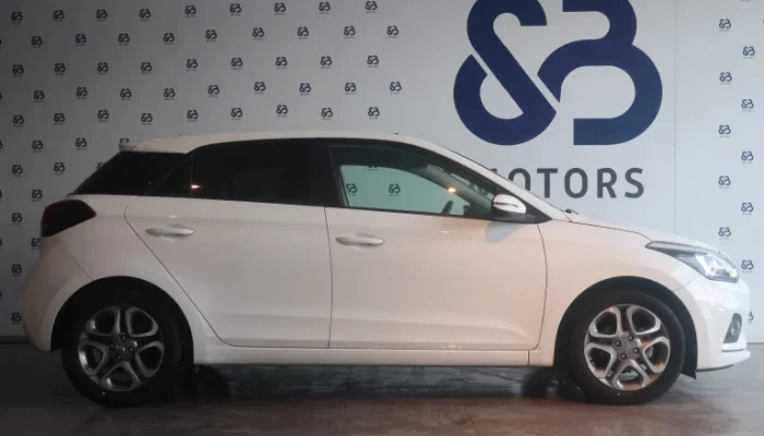 HYUNDAI I20 1.2 COMFORT20