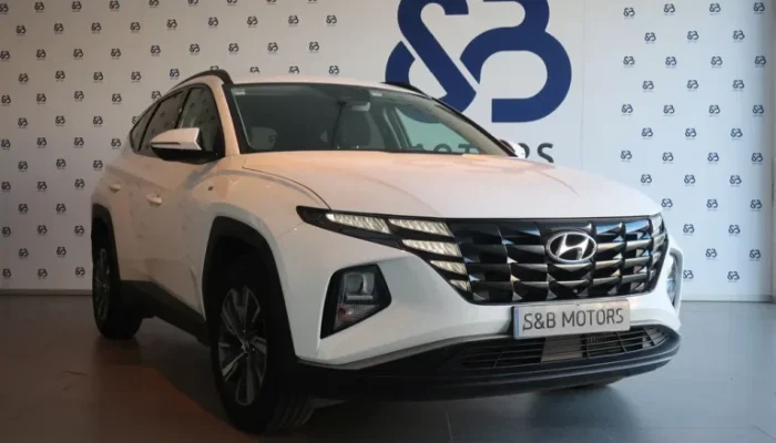 HYUNDAI TUCSON 1-6 CRDI 48 V PREMIUM GPS 136 CV17