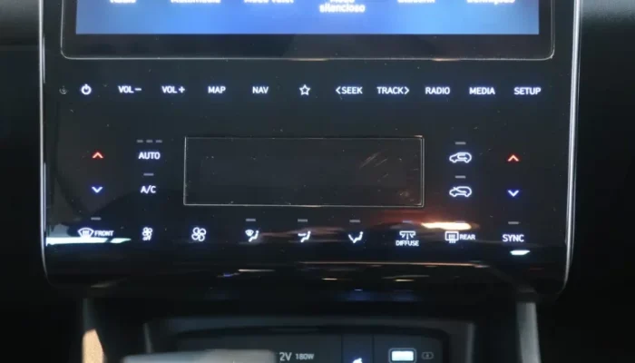 HYUNDAI TUCSON 1-6 CRDI 48 V PREMIUM GPS 136 CV3
