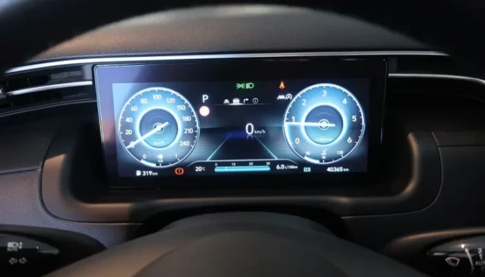 HYUNDAI TUCSON 1-6 CRDI 48 V PREMIUM GPS 136 CV38