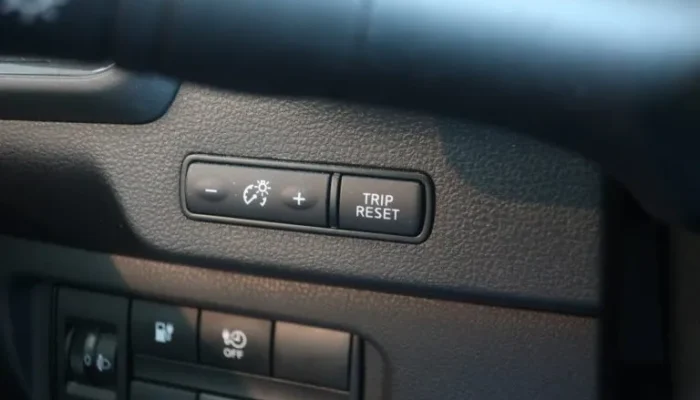NISSAN LEAF N-CONNECTA12