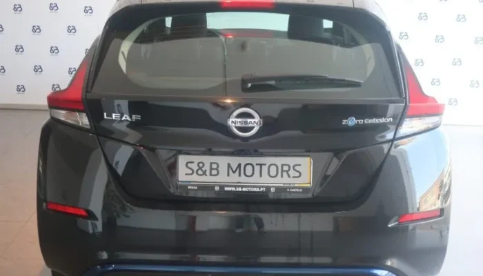 NISSAN LEAF N-CONNECTA8